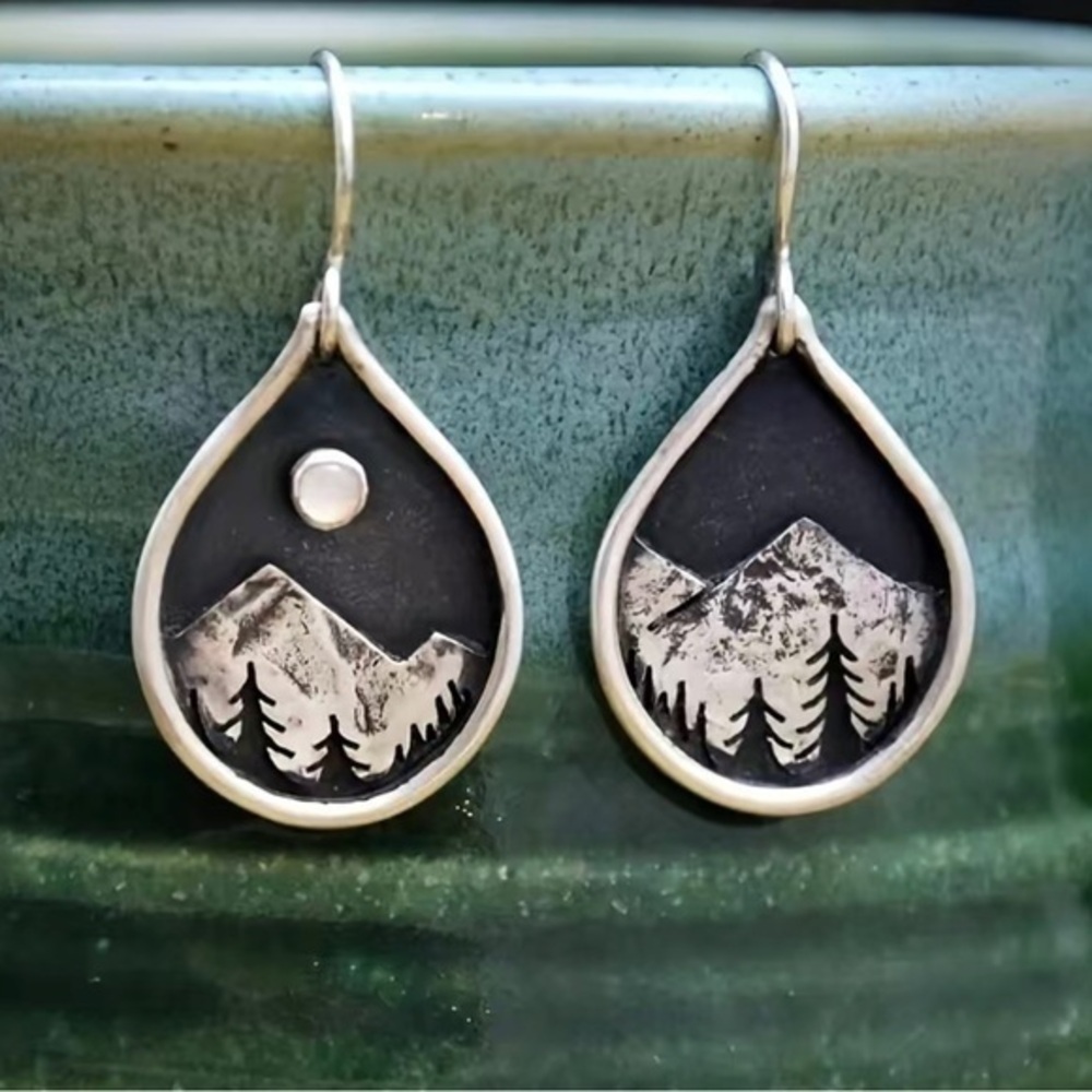Mountain View Earrings